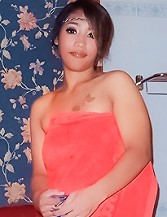 Thai Soapy massage girl